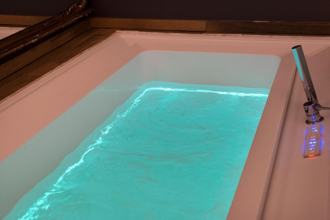 Junior Suite mit Whirlpool