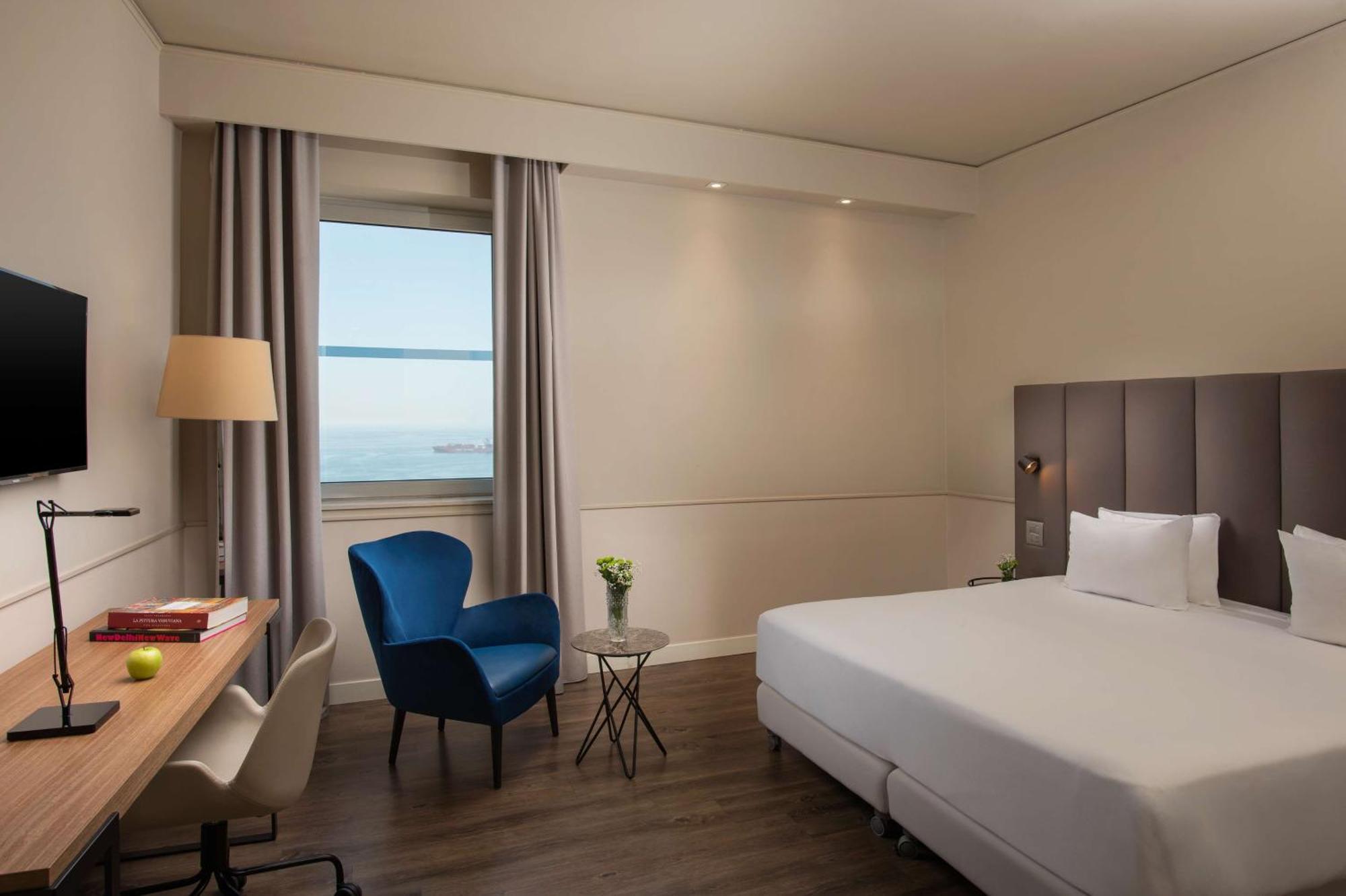 Superior Double Room XL with Sea View,1685057160:JPEG