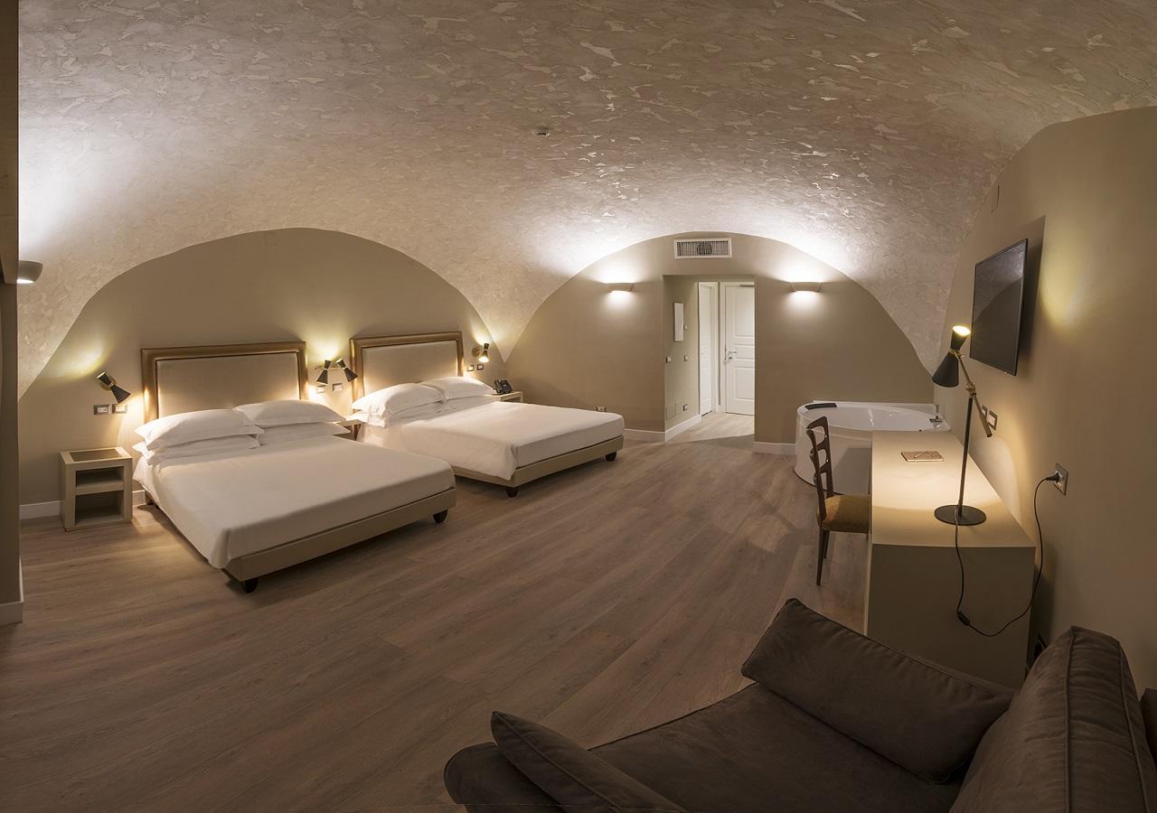 Suite con cama doble grande
