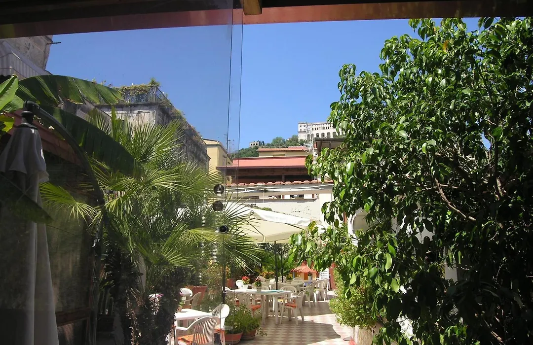 Hotel Toledo-1