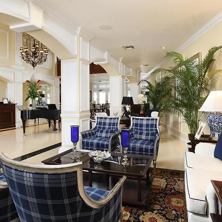 Inn At Pelican Bay-2
